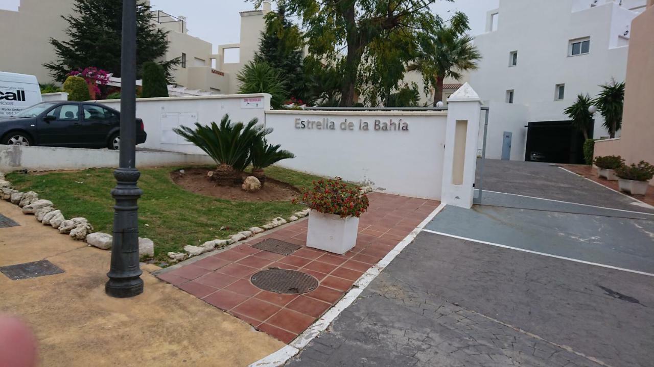 Estrella De La Bahia Apartment Casares Ngoại thất bức ảnh