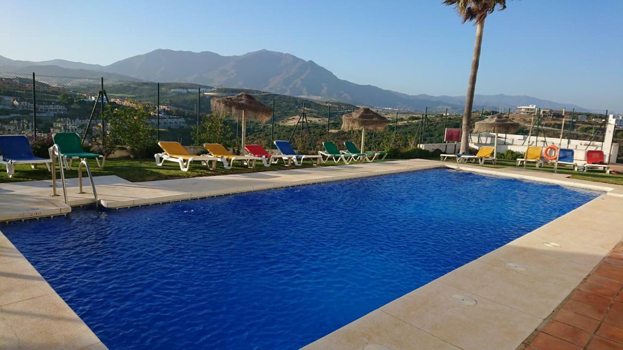 Estrella De La Bahia Apartment Casares Ngoại thất bức ảnh
