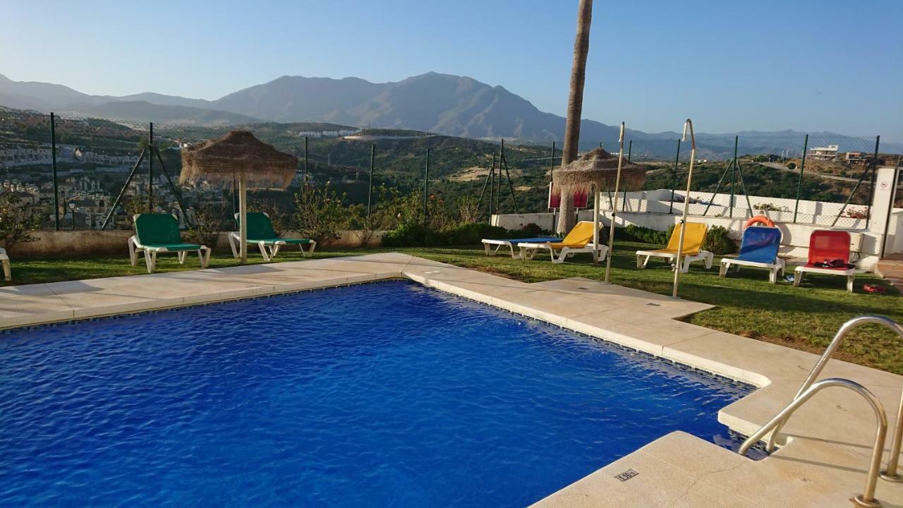 Estrella De La Bahia Apartment Casares Ngoại thất bức ảnh