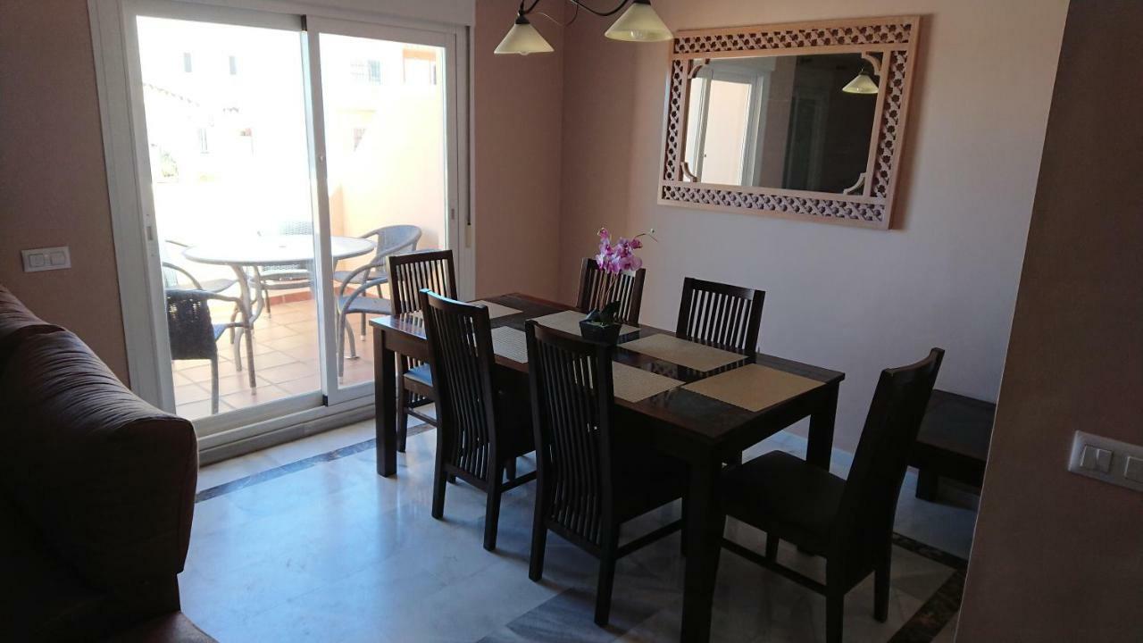 Estrella De La Bahia Apartment Casares Ngoại thất bức ảnh