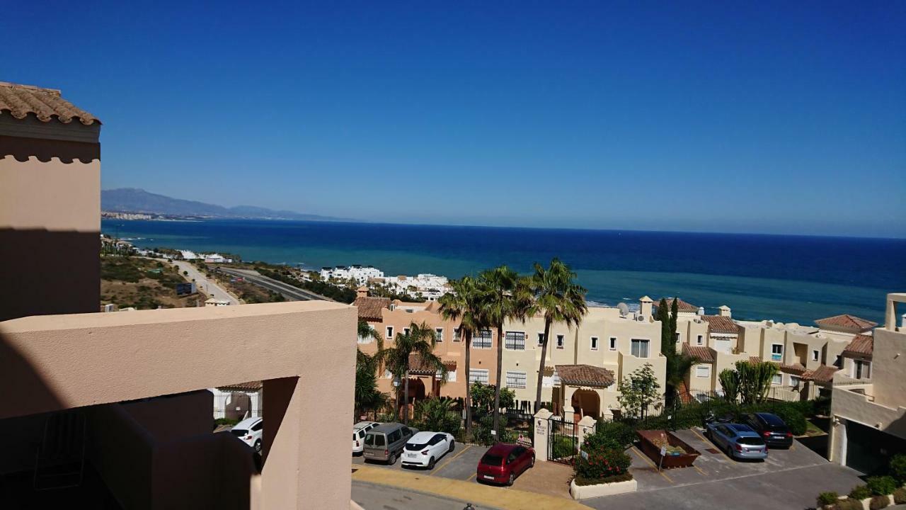 Estrella De La Bahia Apartment Casares Ngoại thất bức ảnh