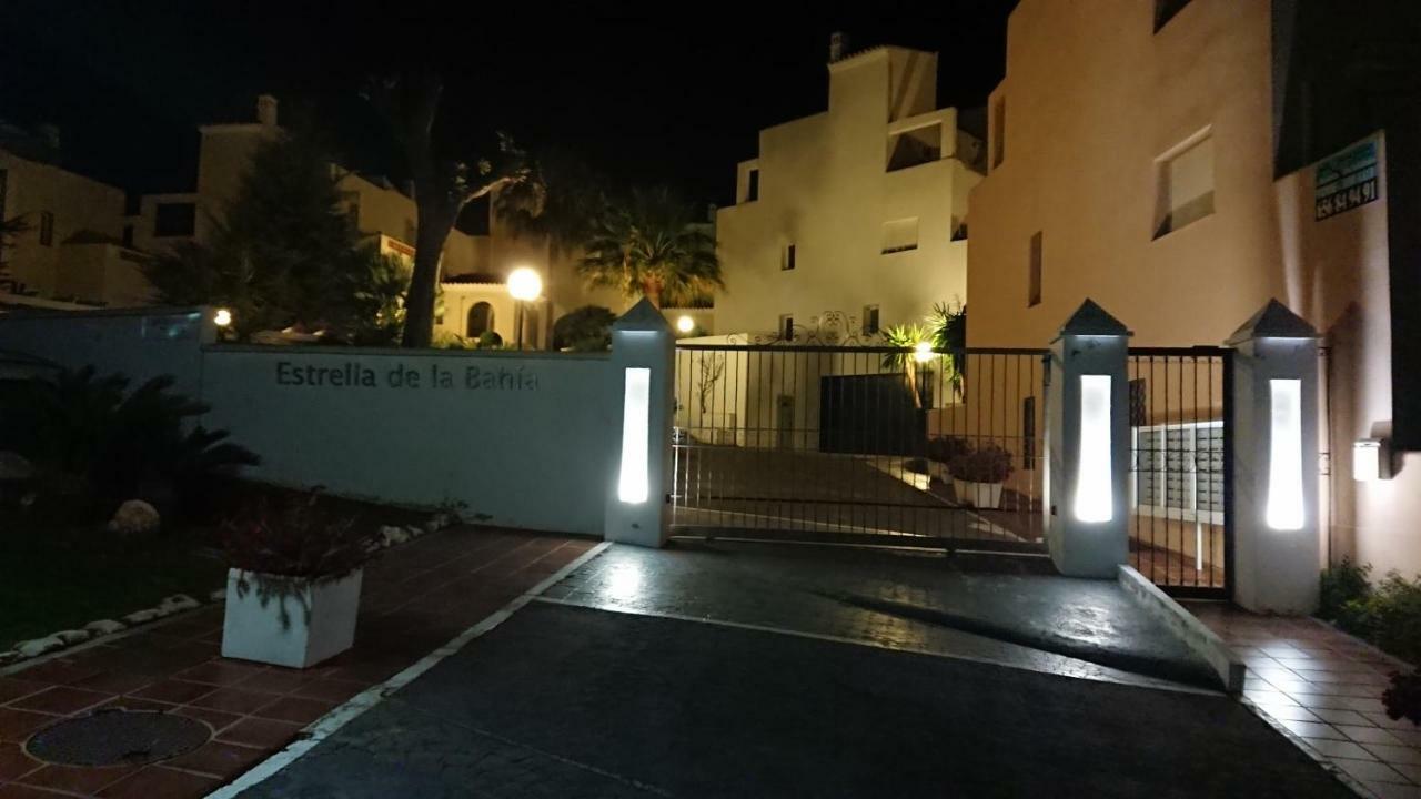 Estrella De La Bahia Apartment Casares Ngoại thất bức ảnh