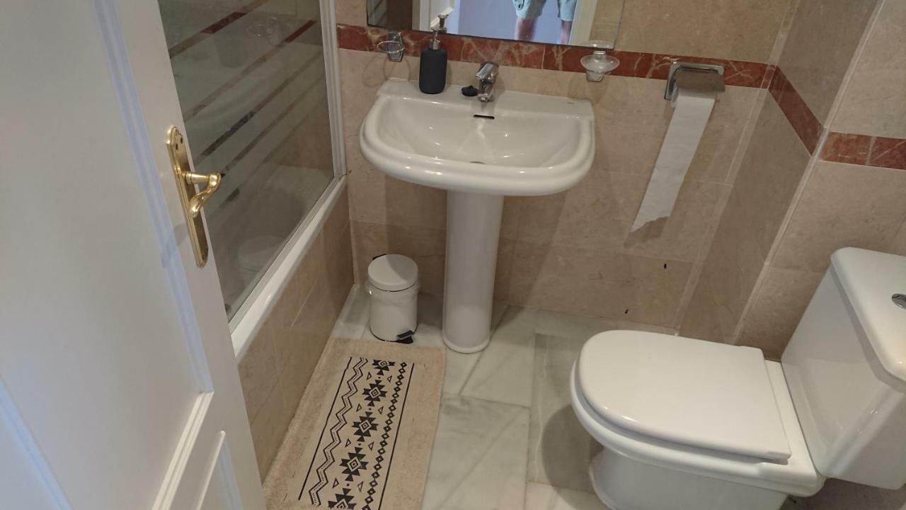 Estrella De La Bahia Apartment Casares Ngoại thất bức ảnh